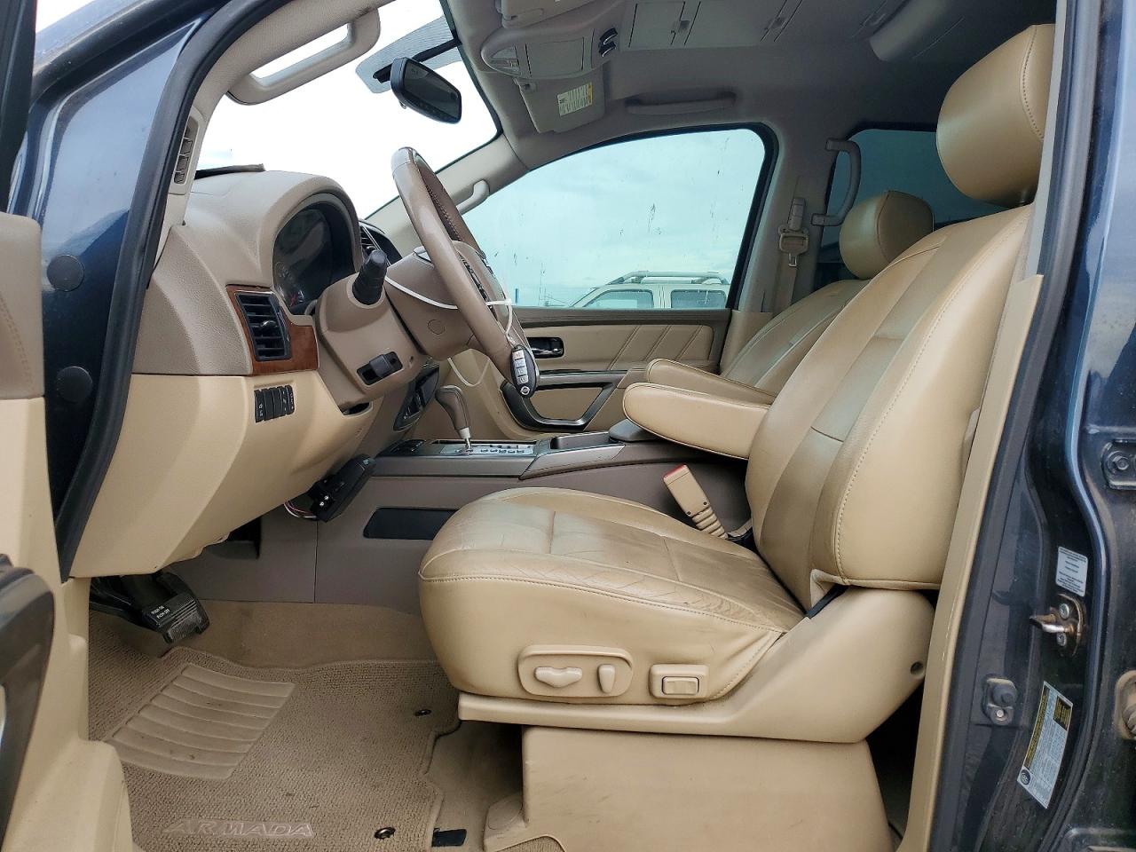2015 NISSAN ARMADA