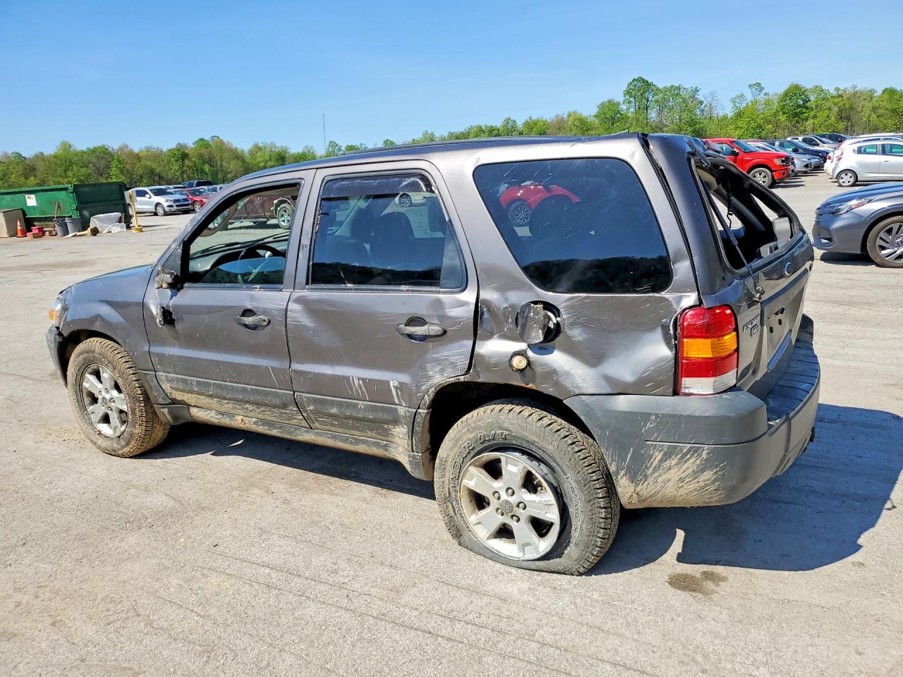 2005 FORD ESCAPE