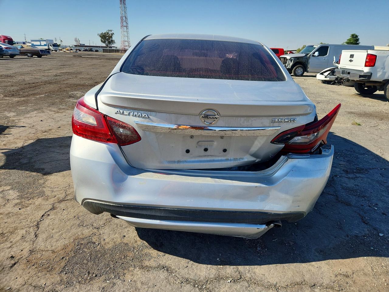 2017 NISSAN ALTIMA