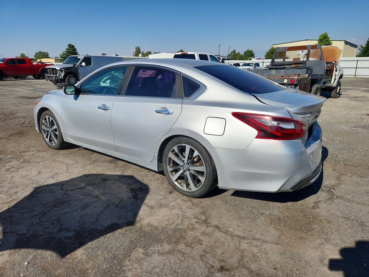 2017 NISSAN ALTIMA