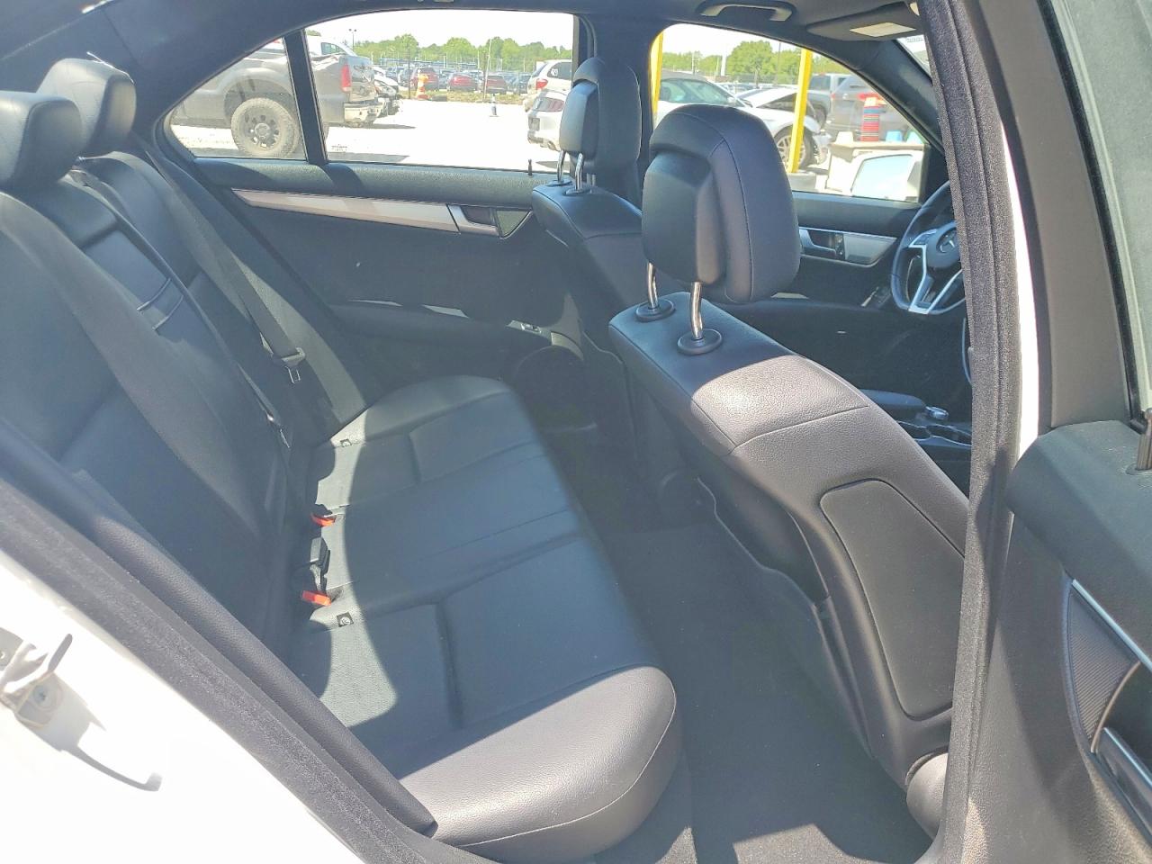2014 MERCEDES-BENZ C-CLASS