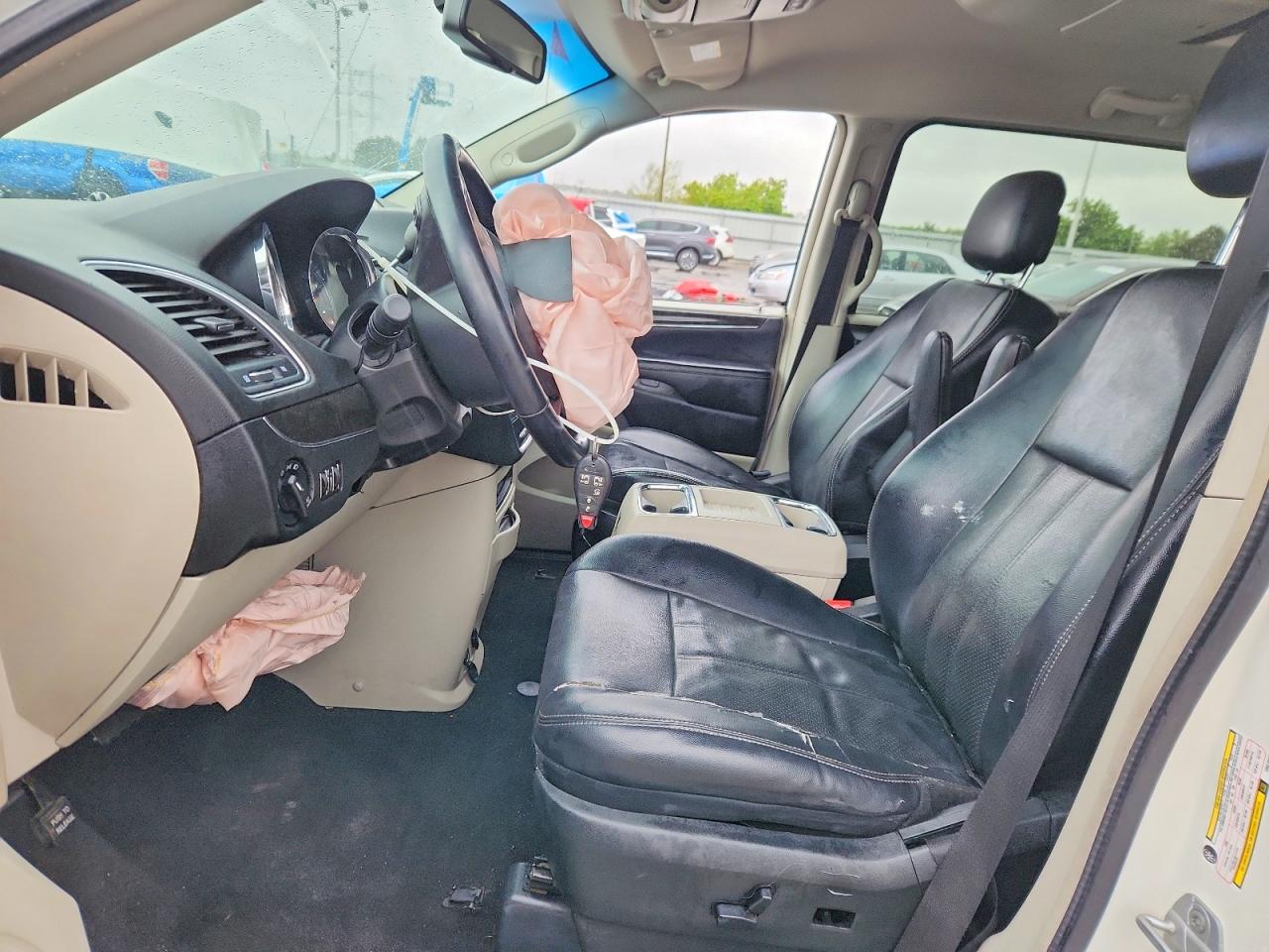 2012 CHRYSLER MINIVAN