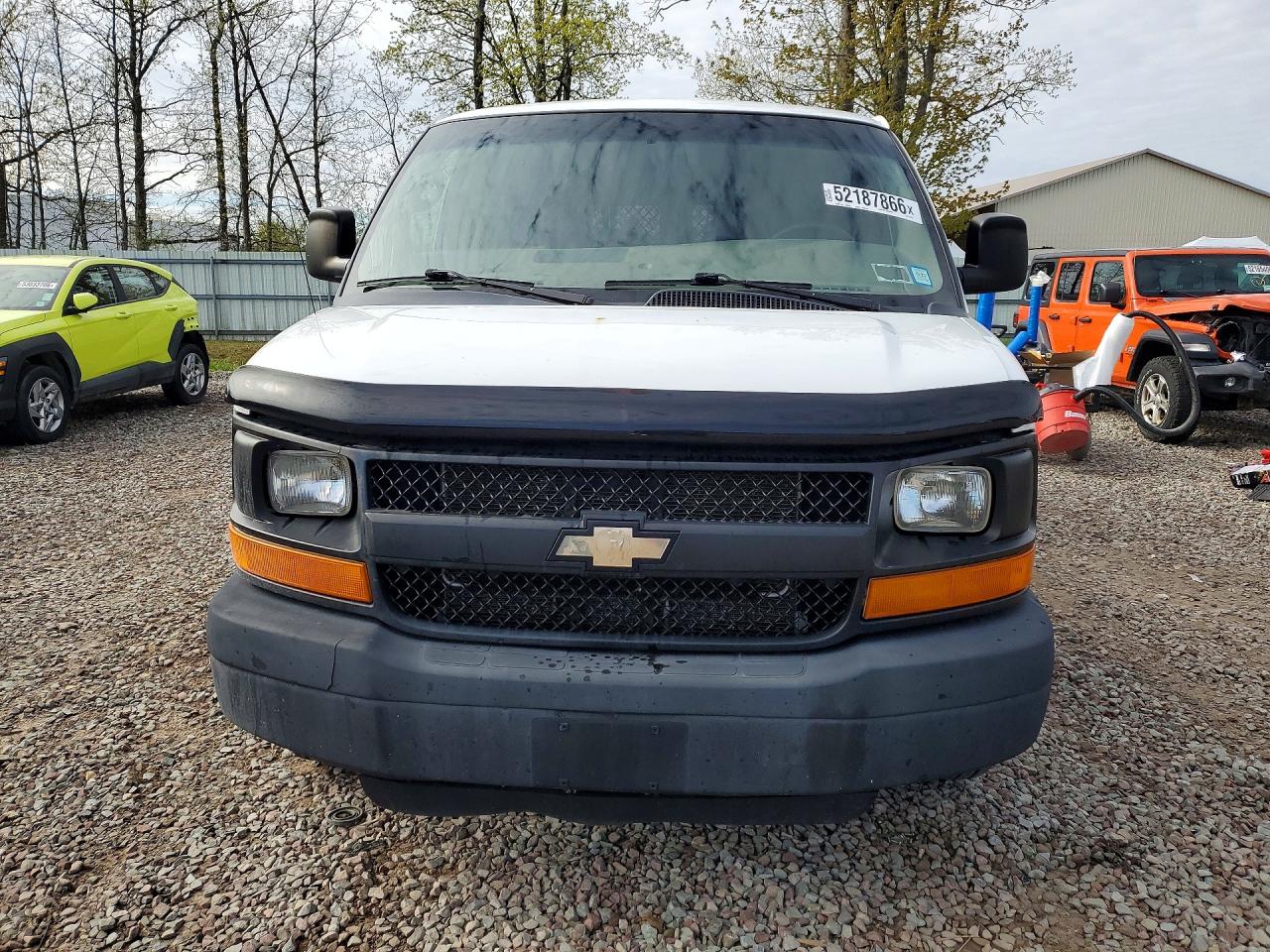 2015 CHEV EXPRESS