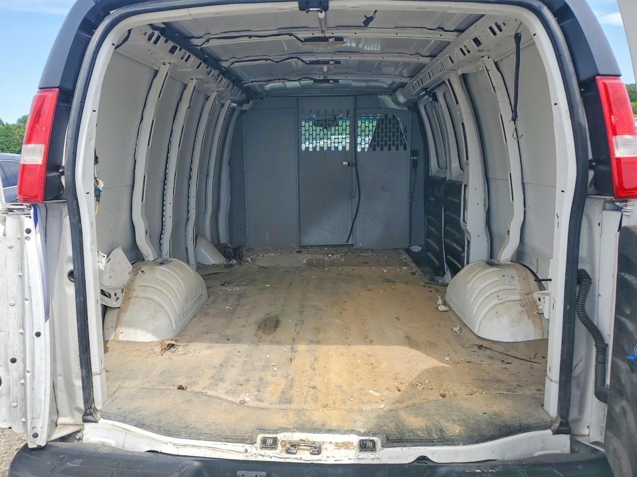 2023 GMC SAVANA