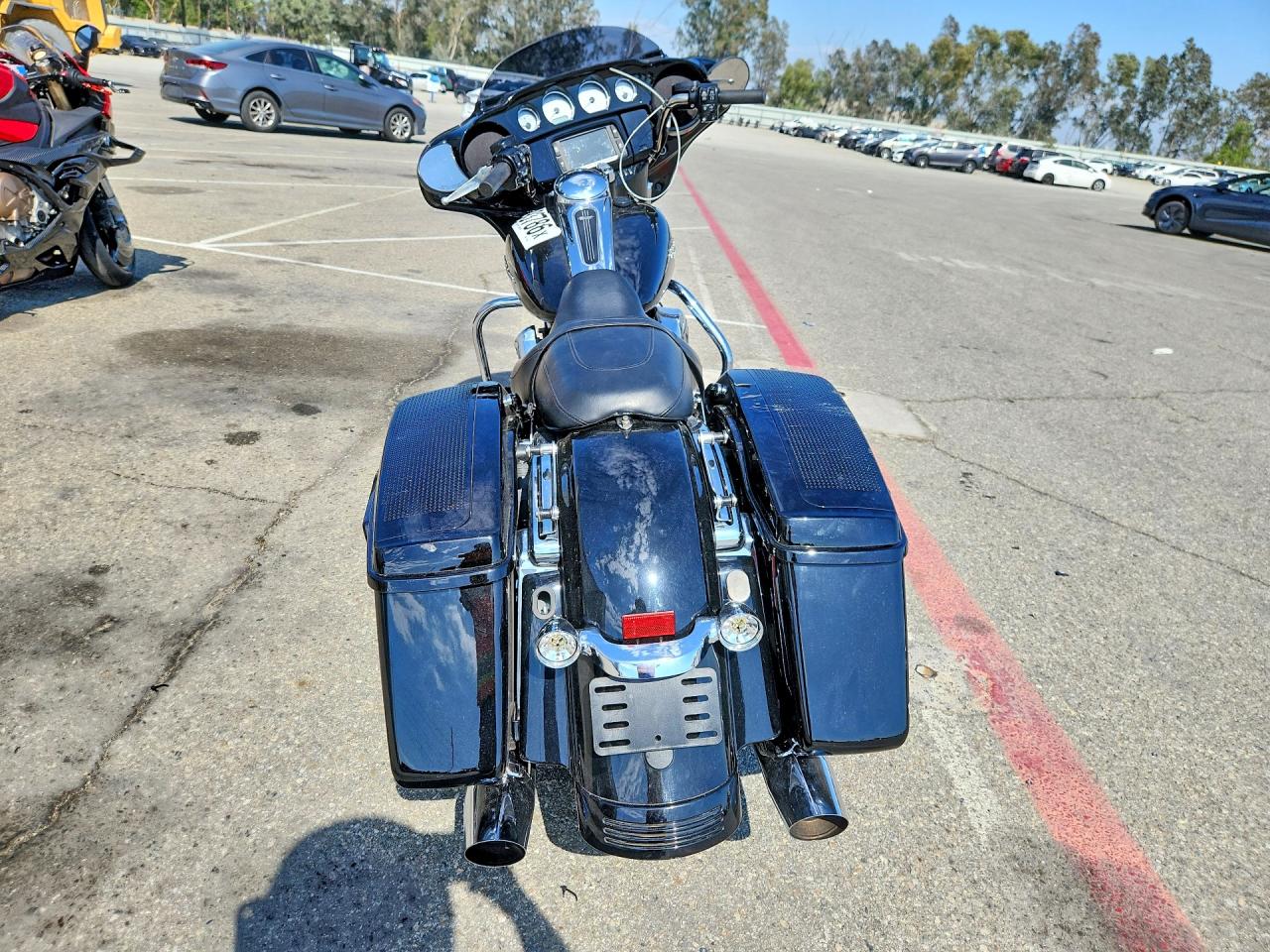 2017 HARLEY-DAVIDSON FL