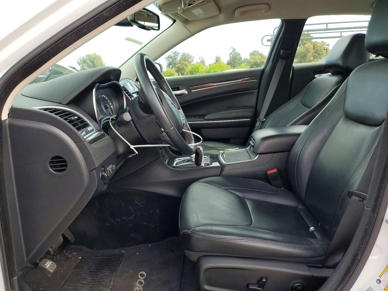 2015 CHRYSLER 300