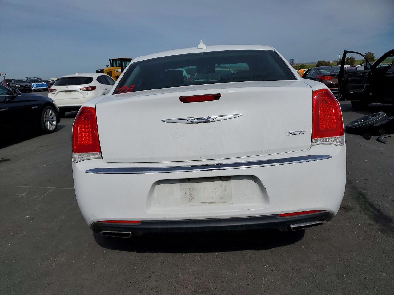 2015 CHRYSLER 300