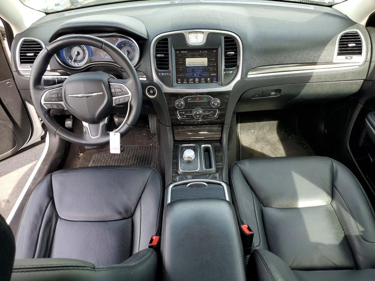 2015 CHRYSLER 300