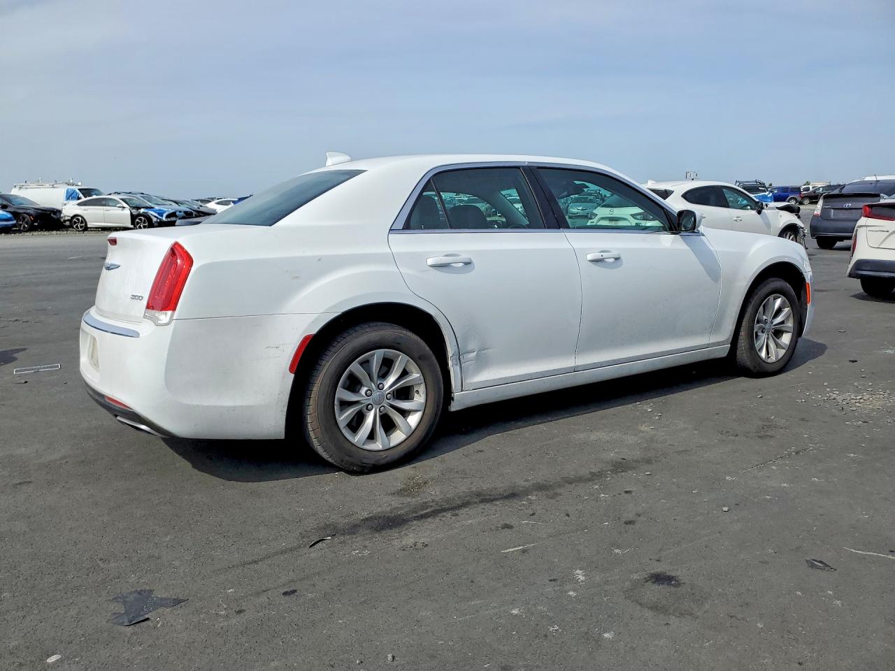 2015 CHRYSLER 300