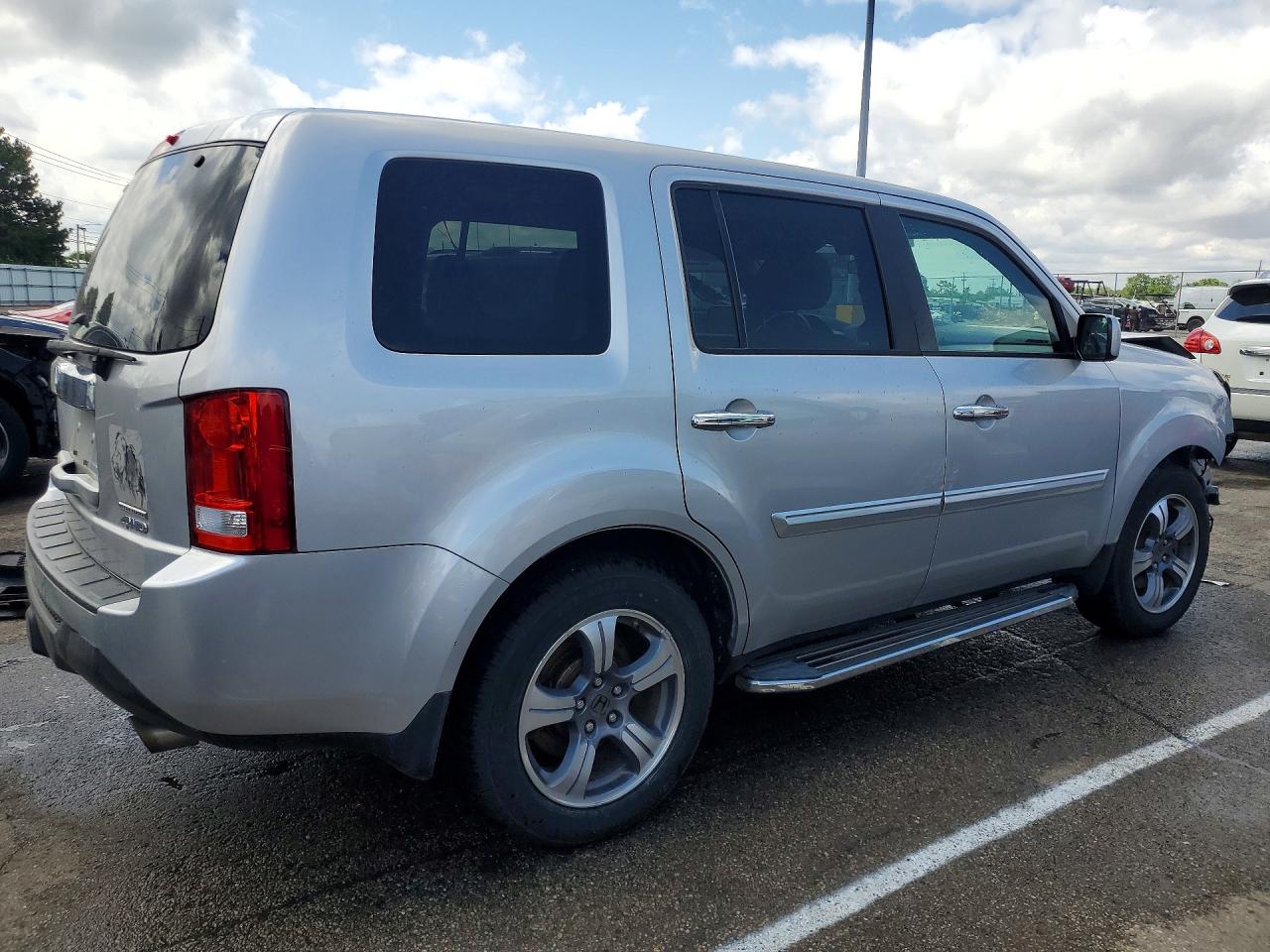 2015 HONDA PILOT
