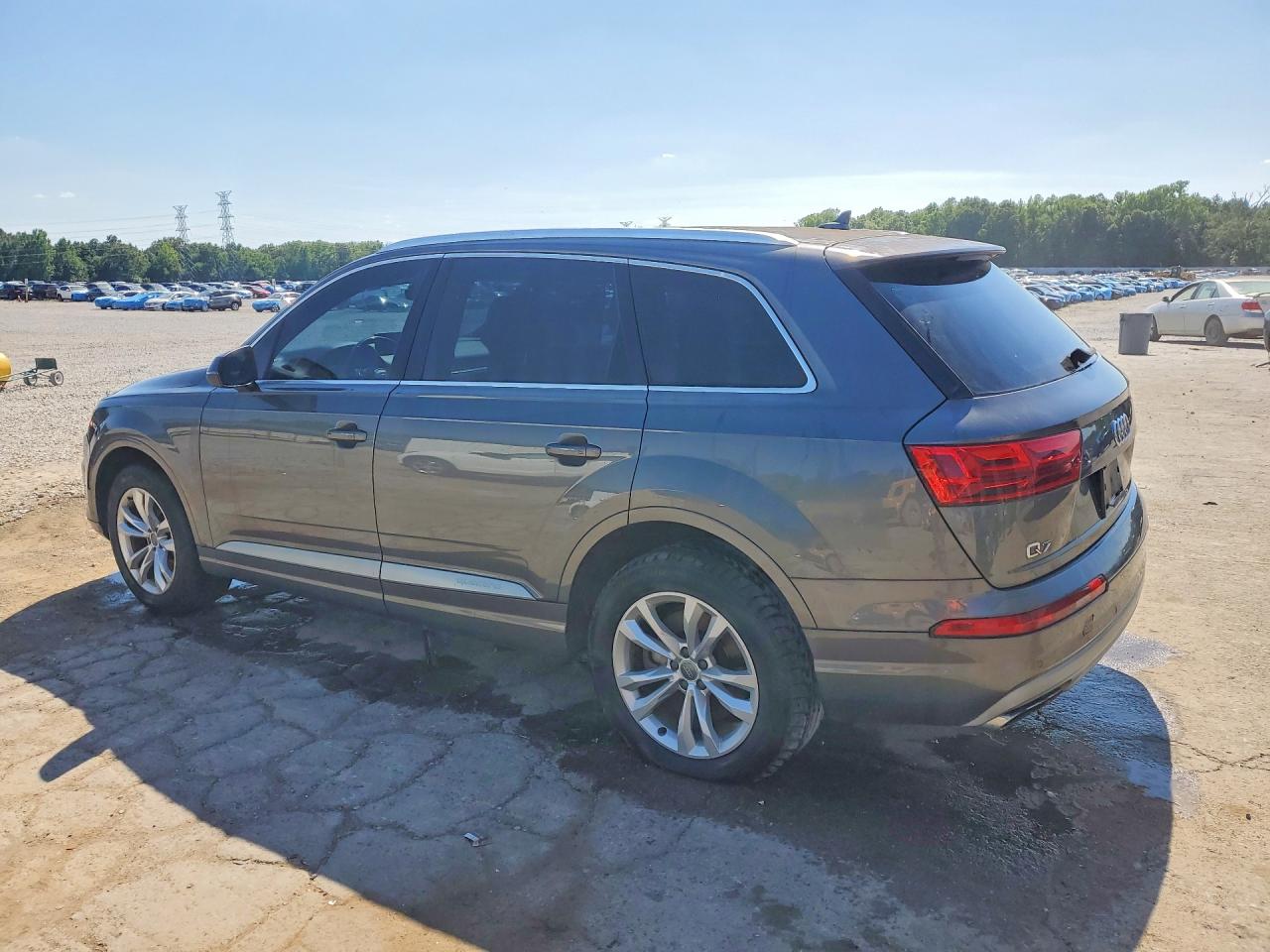 2018 AUDI Q7
