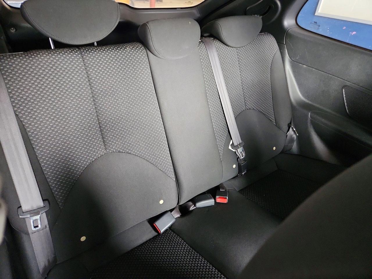 2011 HYUNDAI ACCENT