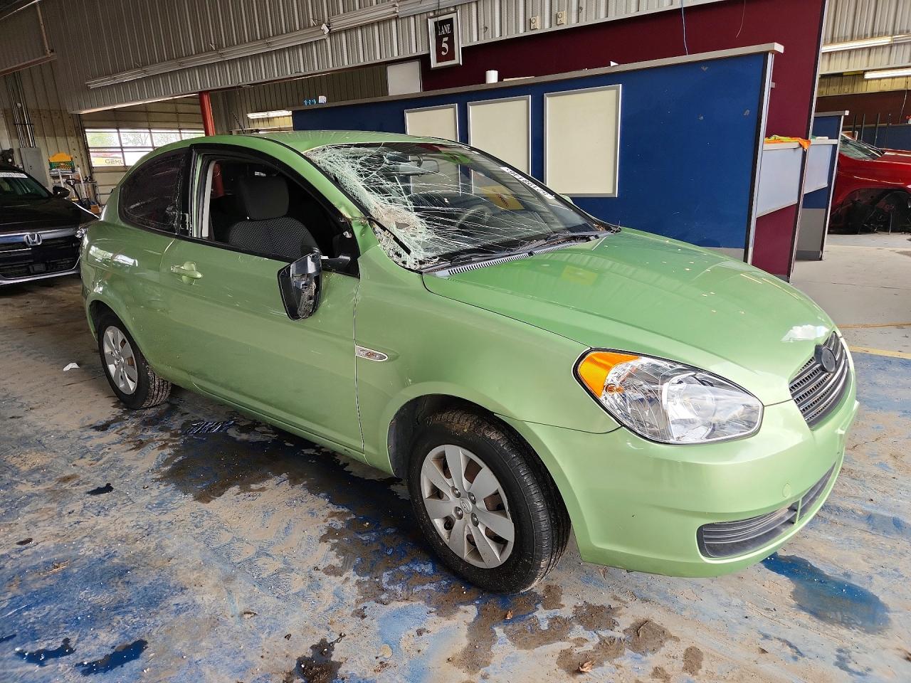 2011 HYUNDAI ACCENT