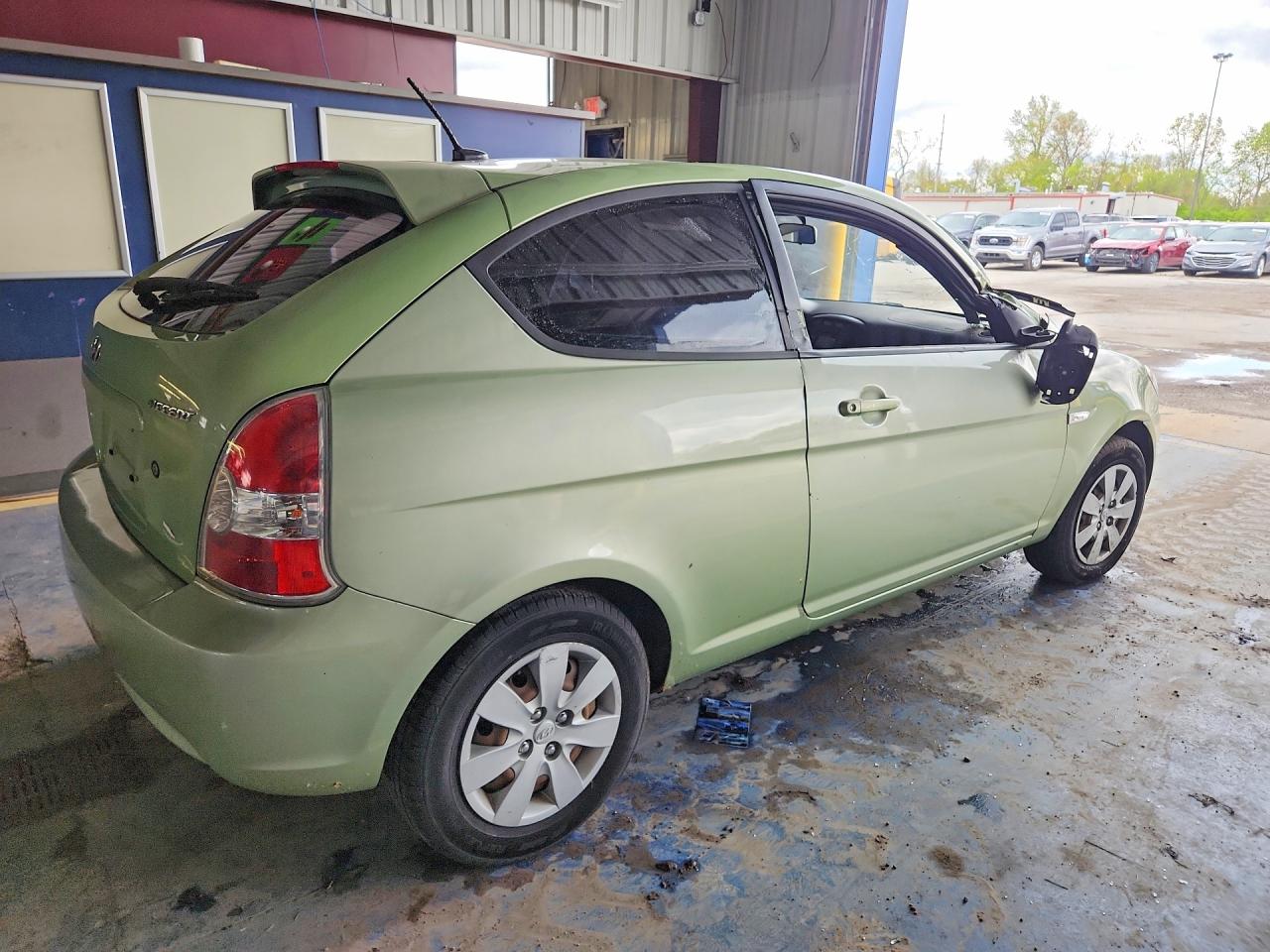 2011 HYUNDAI ACCENT