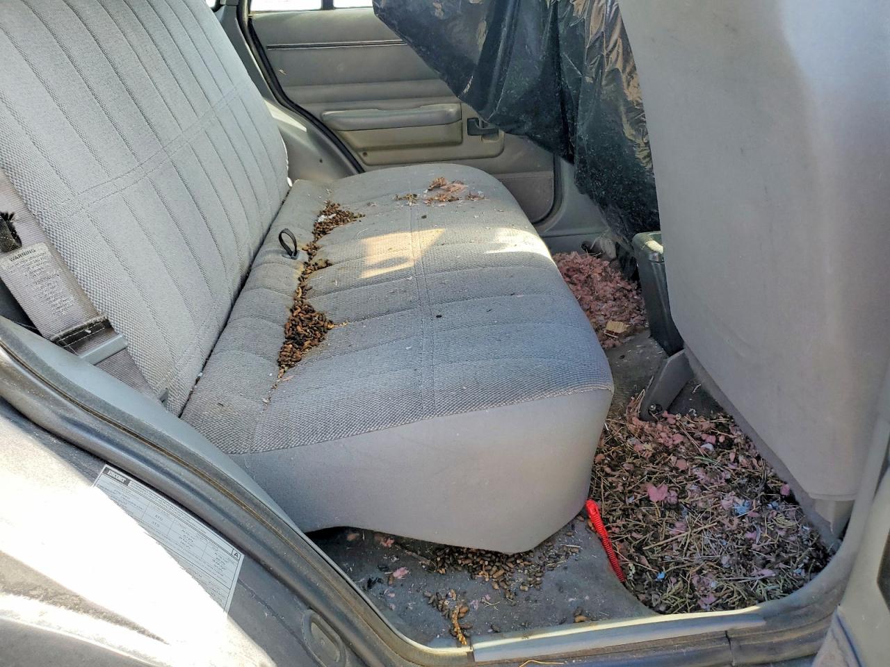 1990 FORD ESCORT