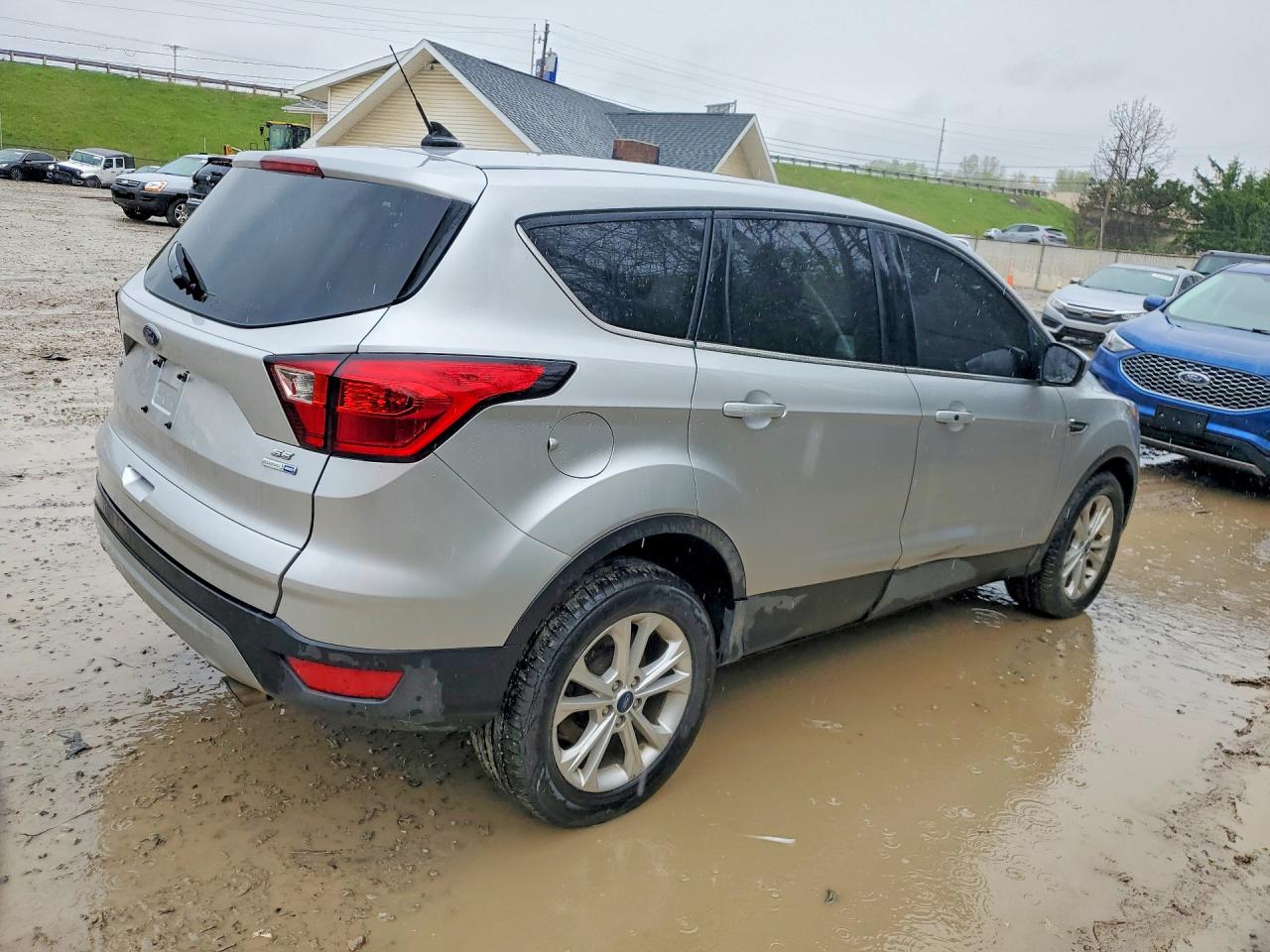 2019 FORD ESCAPE