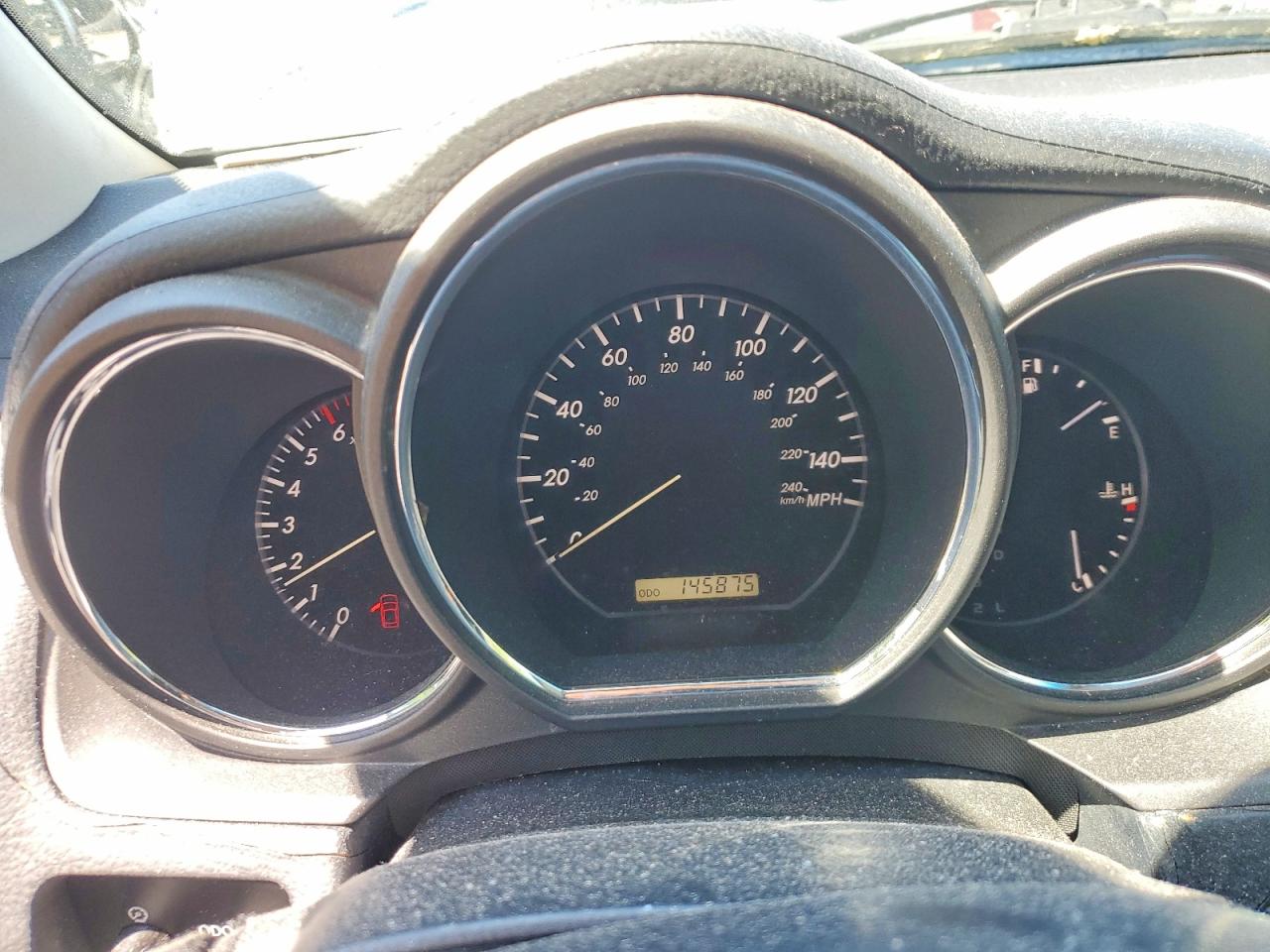 2005 LEXUS RX330