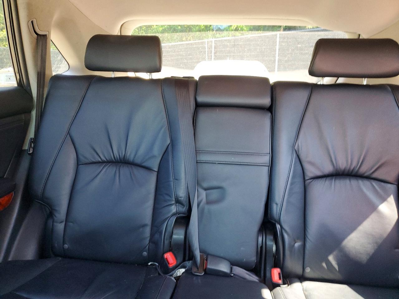 2005 LEXUS RX330