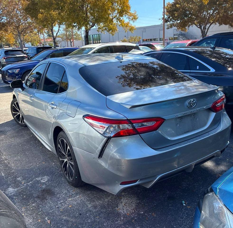 2020 TOYOTA CAMRY