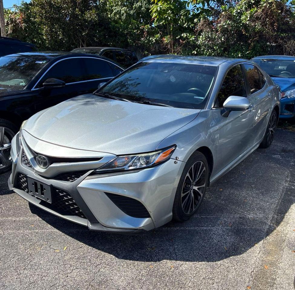 2020 TOYOTA CAMRY