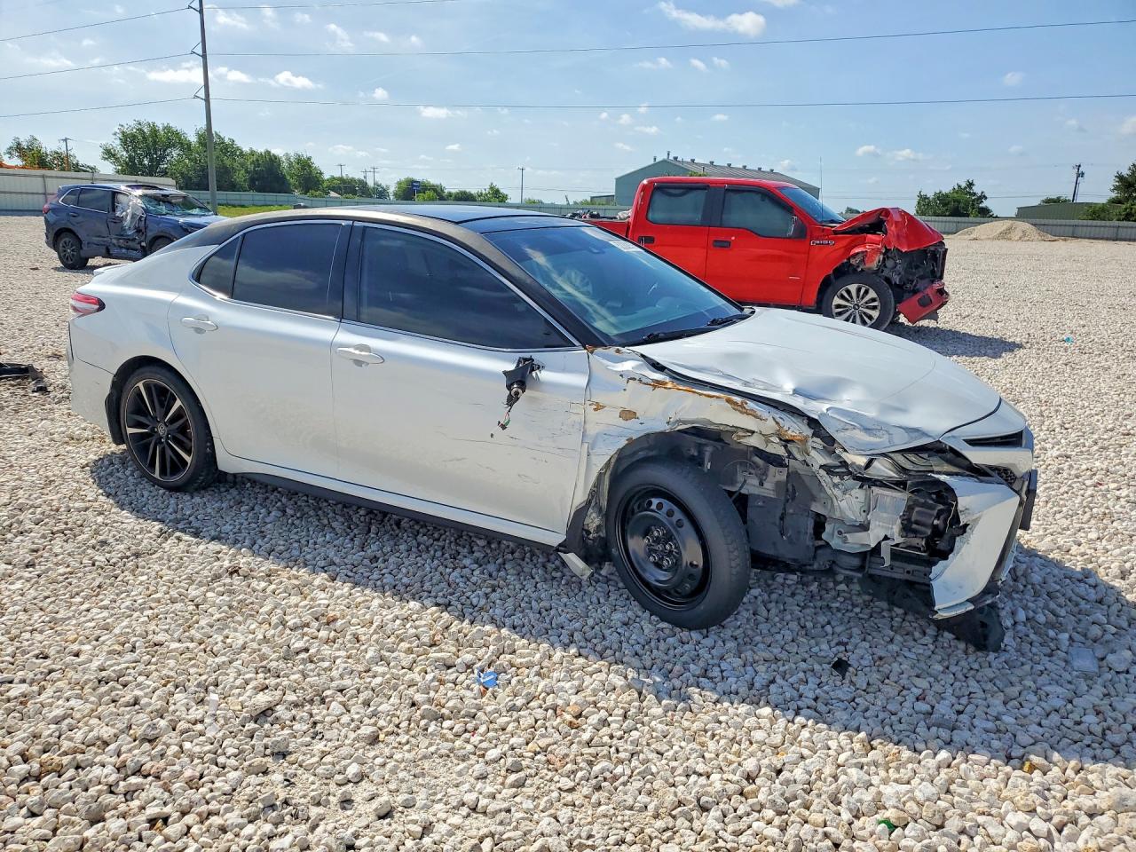 2019 TOYOTA CAMRY