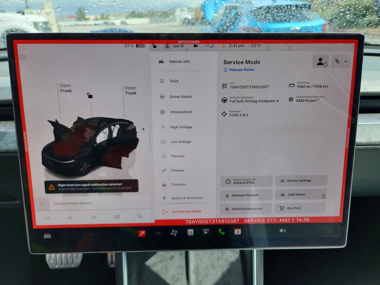 2026 TESLA MODEL Y