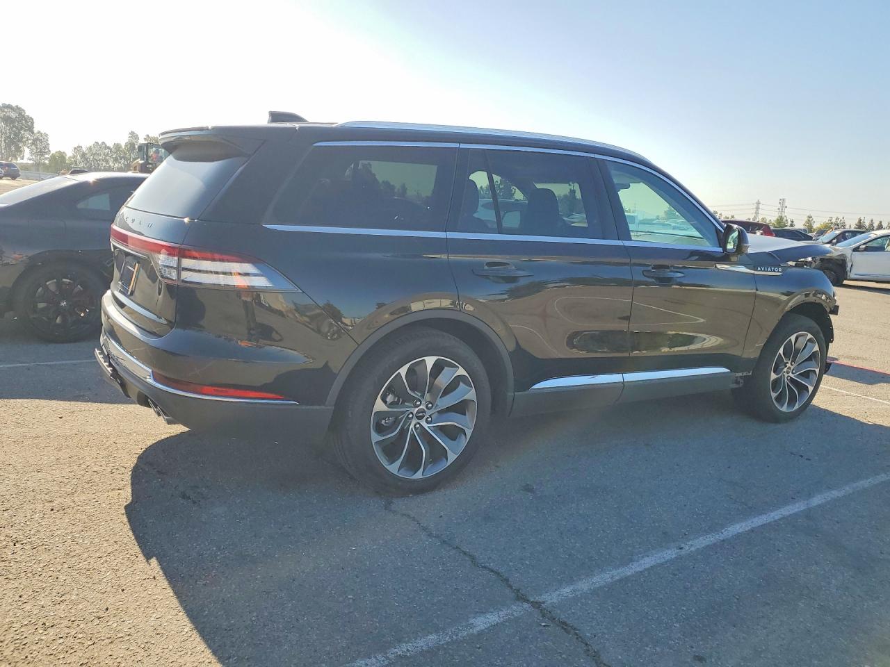 2025 LINCOLN TOWNHOUSE AVIATOR