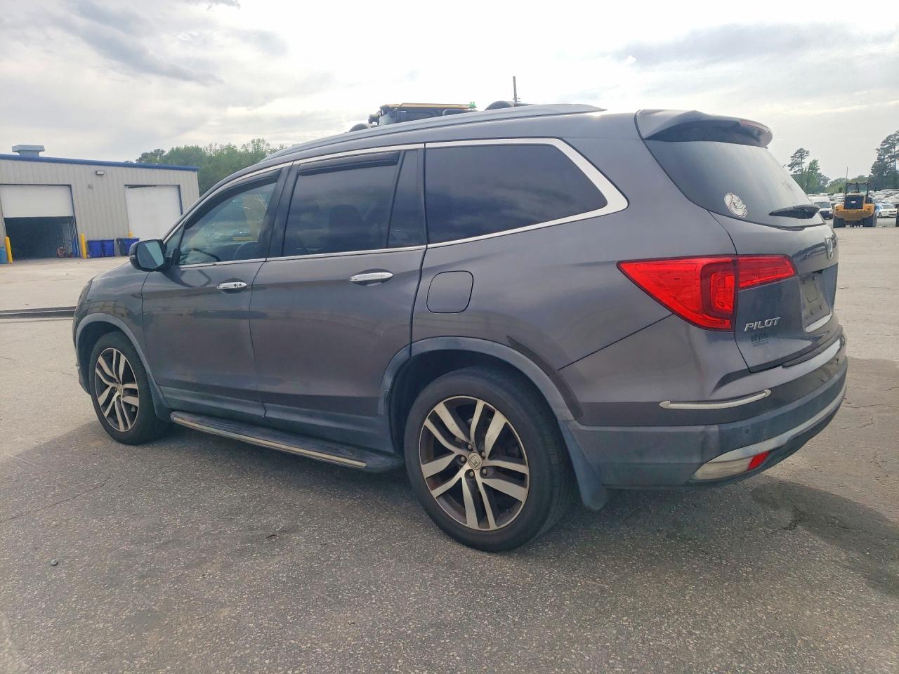 2016 HONDA PILOT