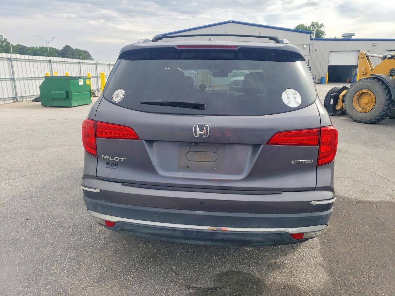 2016 HONDA PILOT