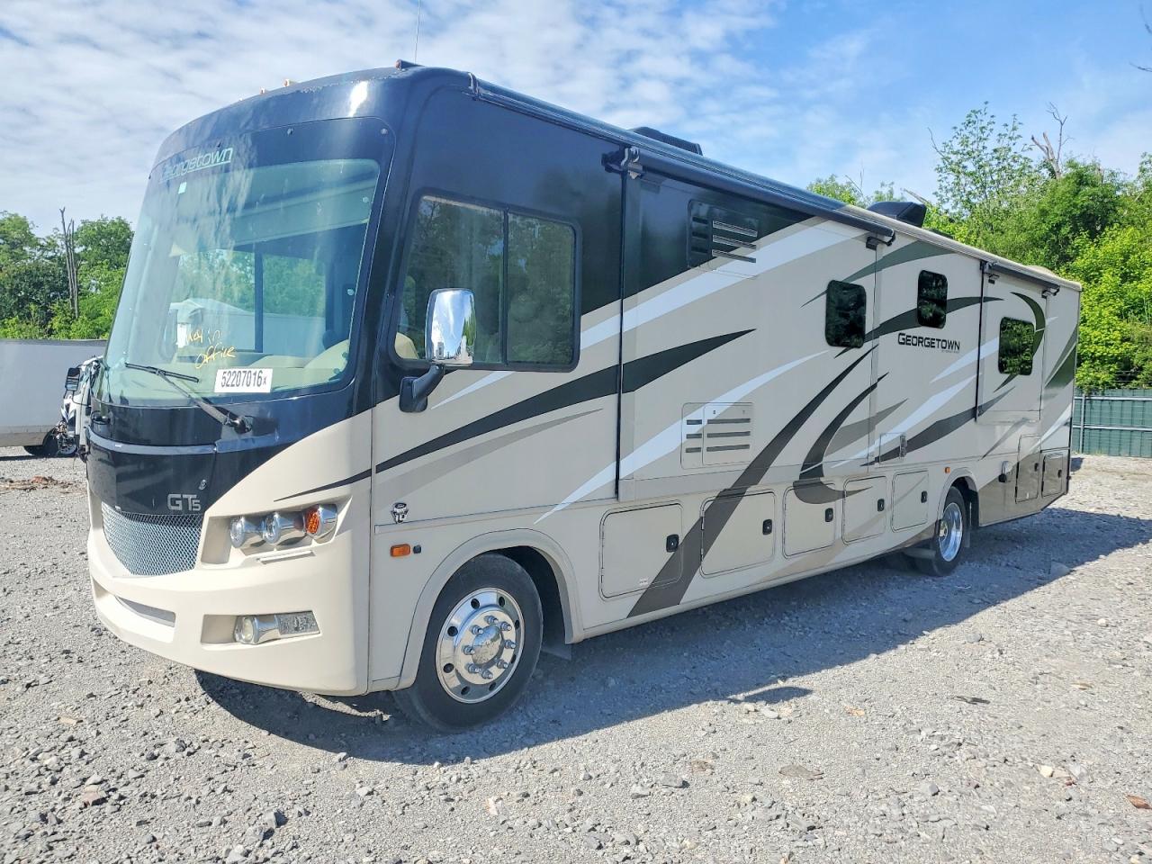 2019 FORD GEORGETOWN