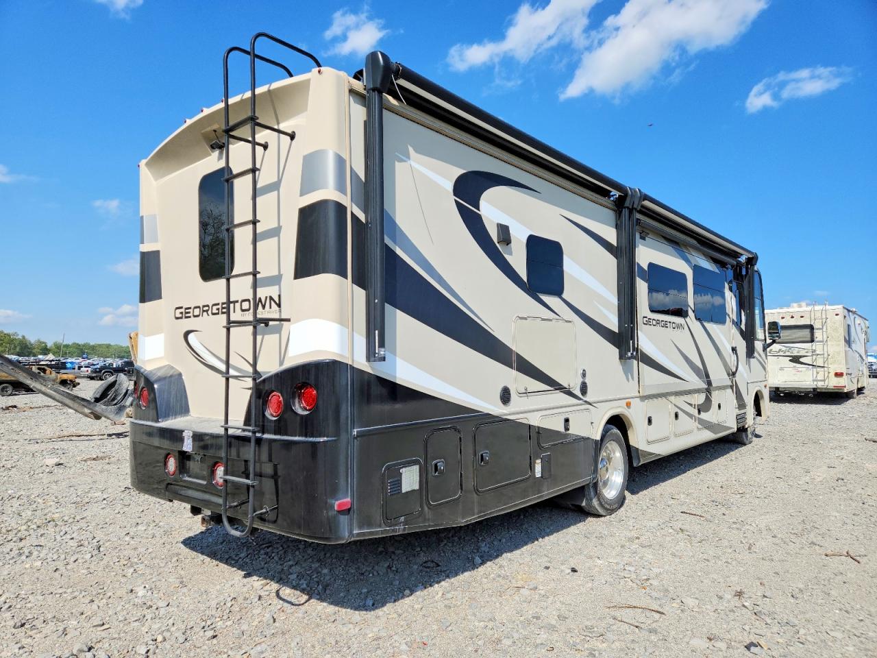 2019 FORD GEORGETOWN