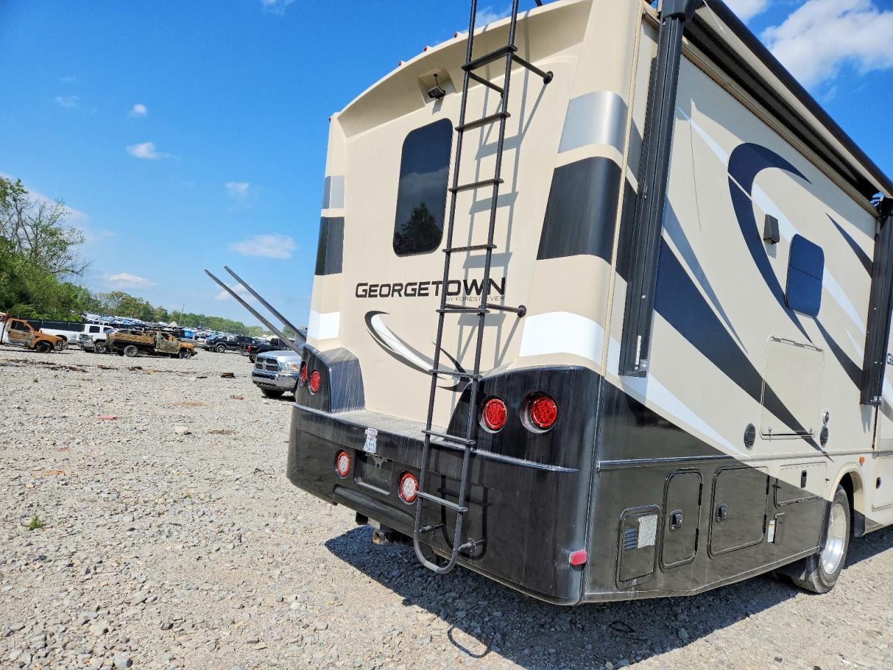 2019 FORD GEORGETOWN