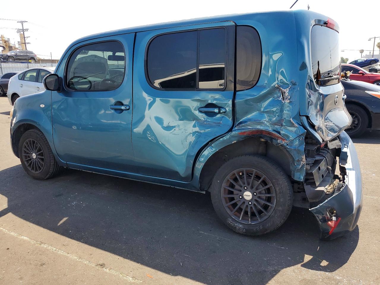 2014 NISSAN CUBE