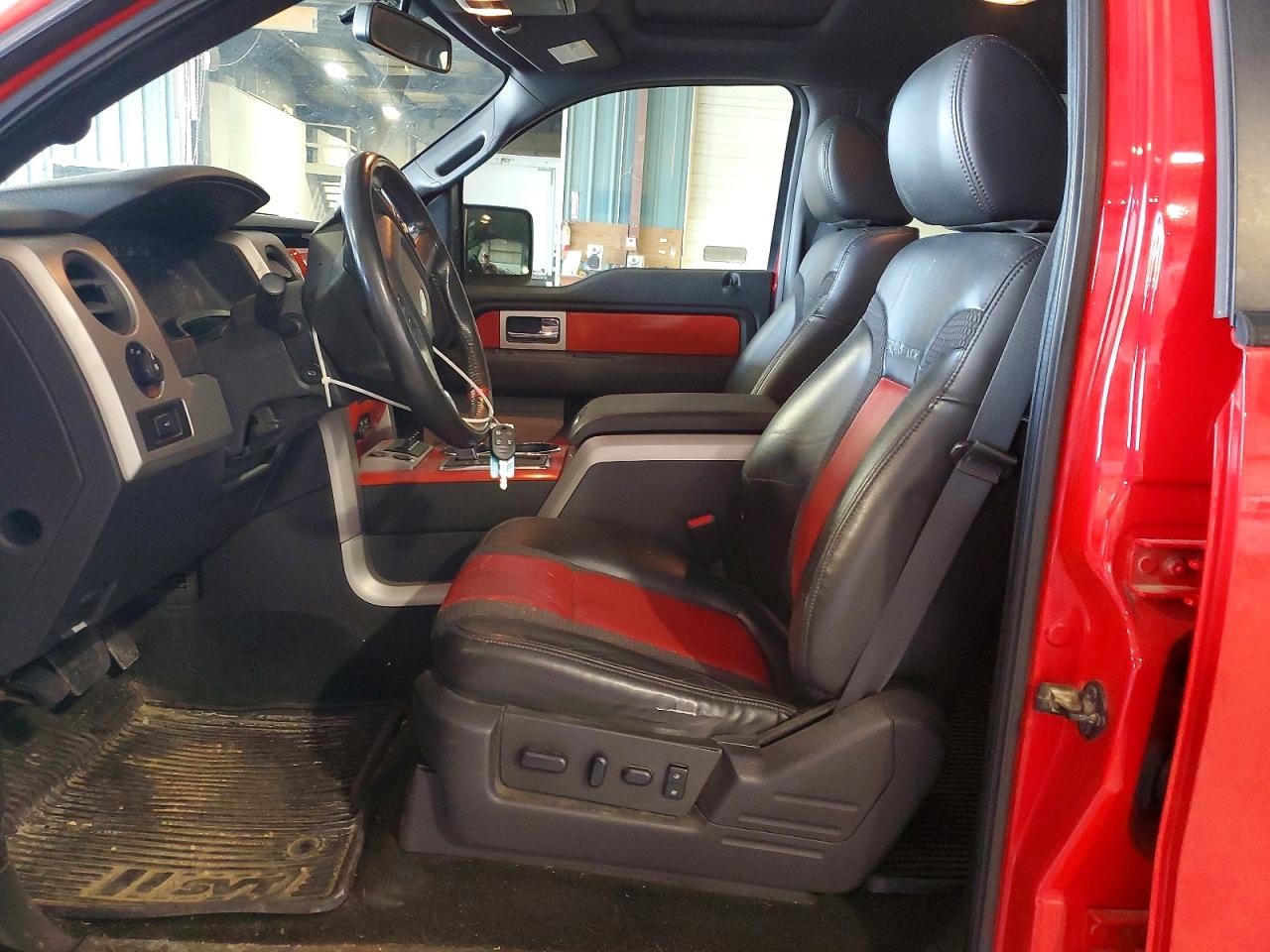 2011 FORD F150