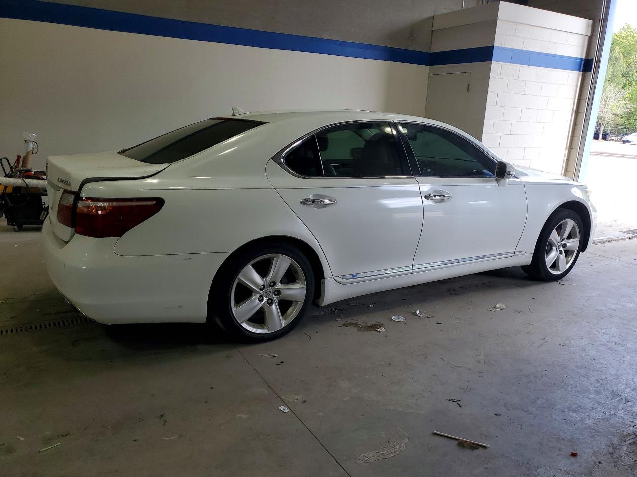 2011 LEXUS LS500