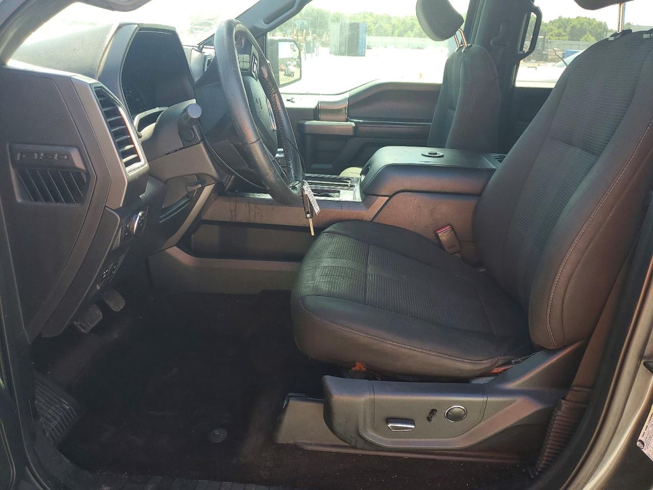 2016 FORD F150