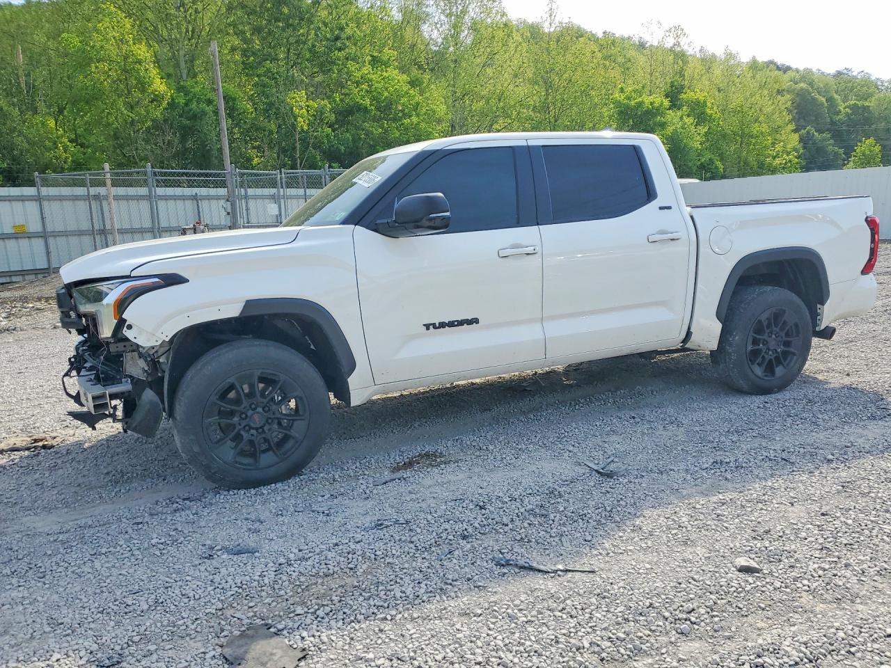 2025 TOYOTA TUNDRA