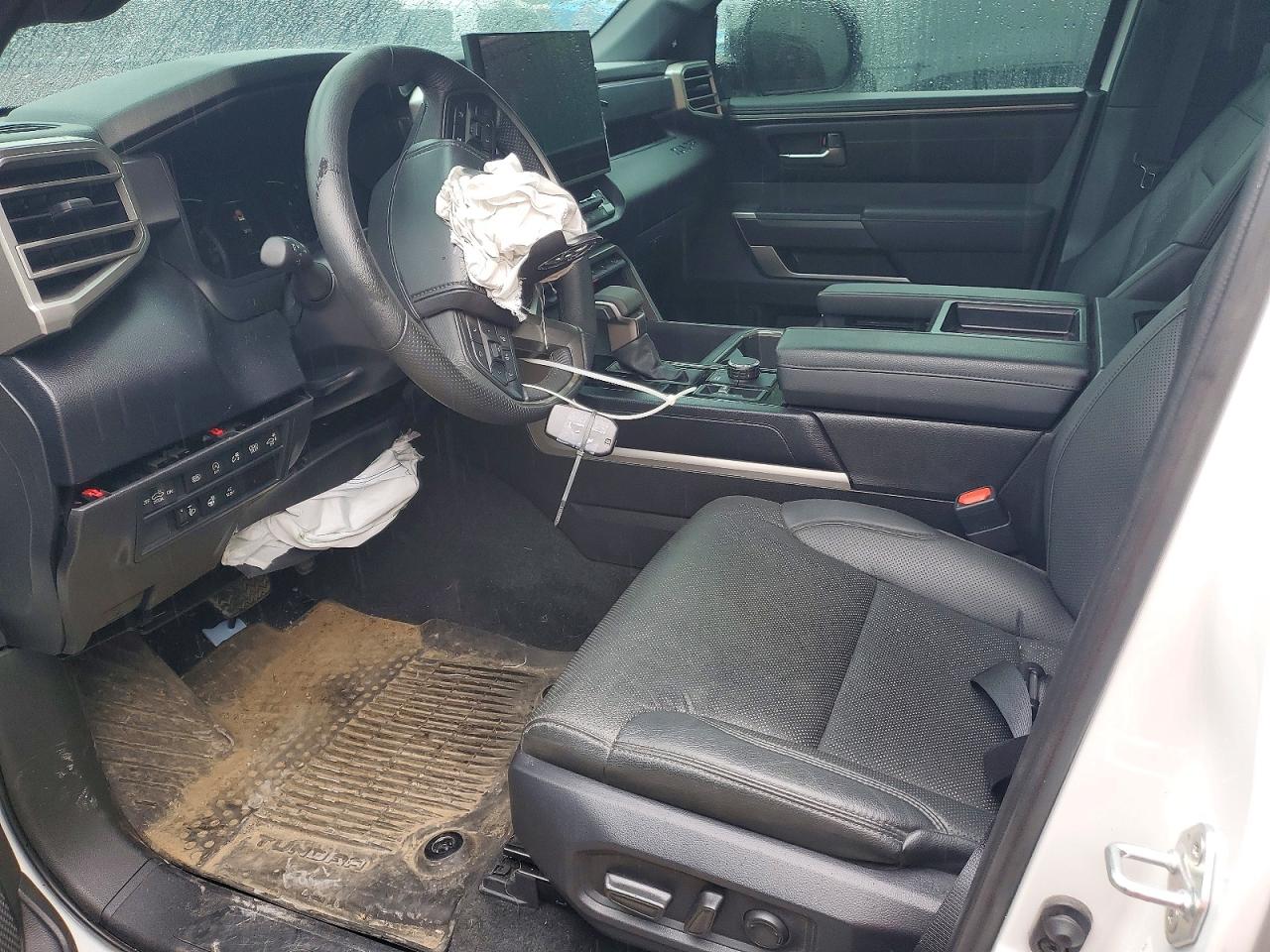2025 TOYOTA TUNDRA