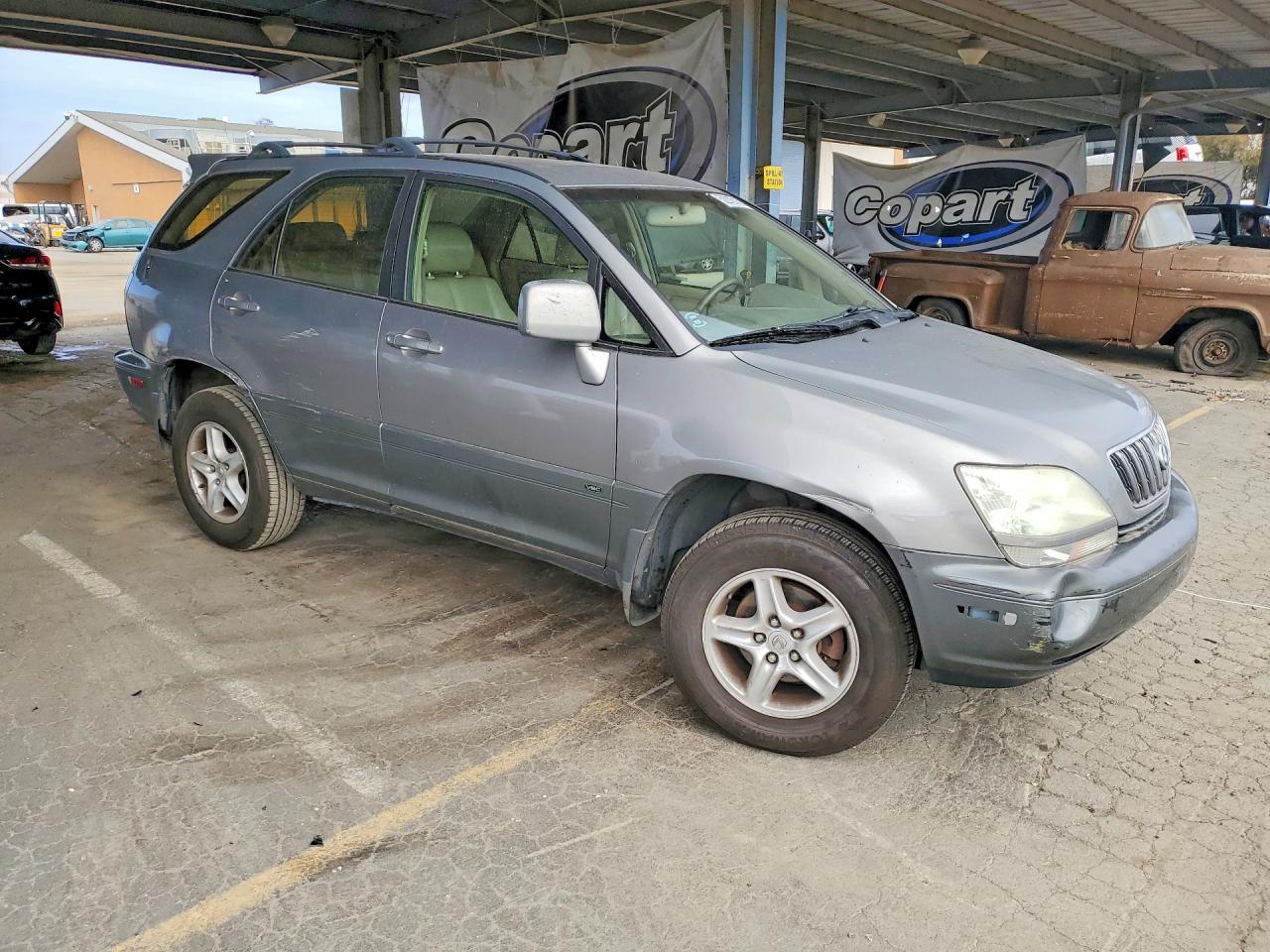 2002 LEXUS RX300