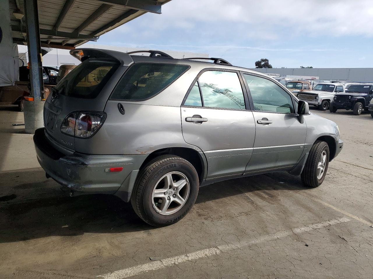 2002 LEXUS RX300