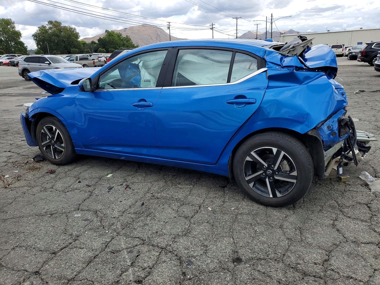 2025 NISSAN SENTRA
