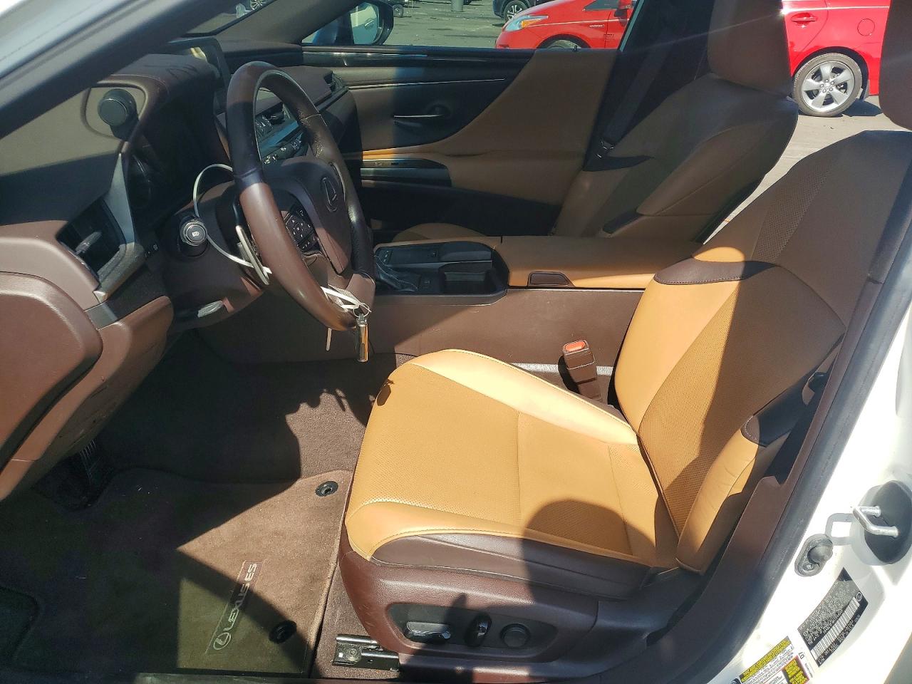 2019 LEXUS ES350