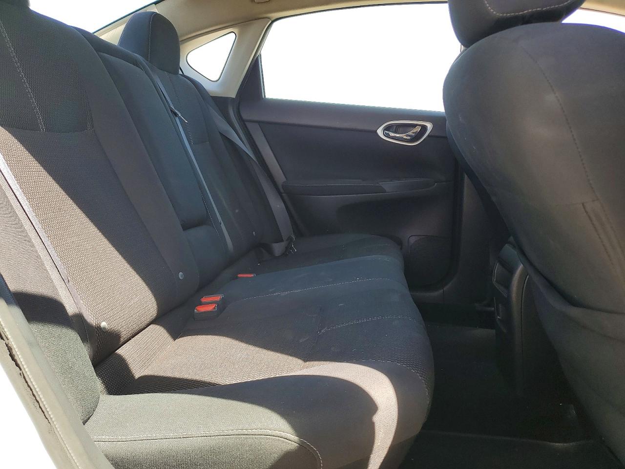 2015 NISSAN SENTRA