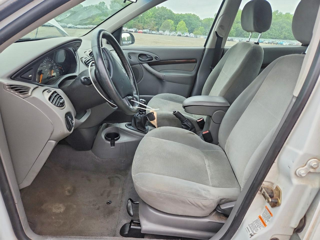 2000 FORD FOCUS