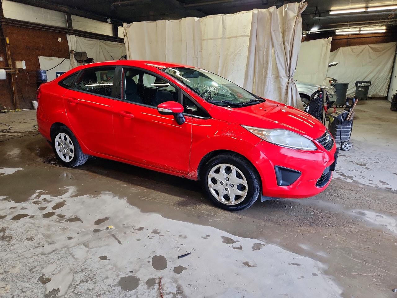 2013 FORD FIESTA