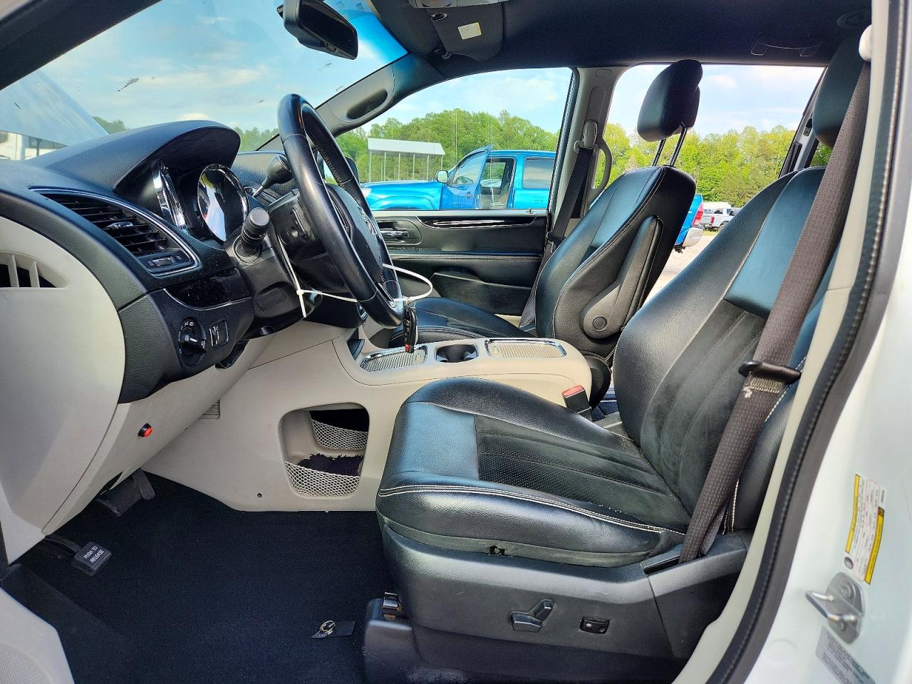 2017 DODGE CARAVAN