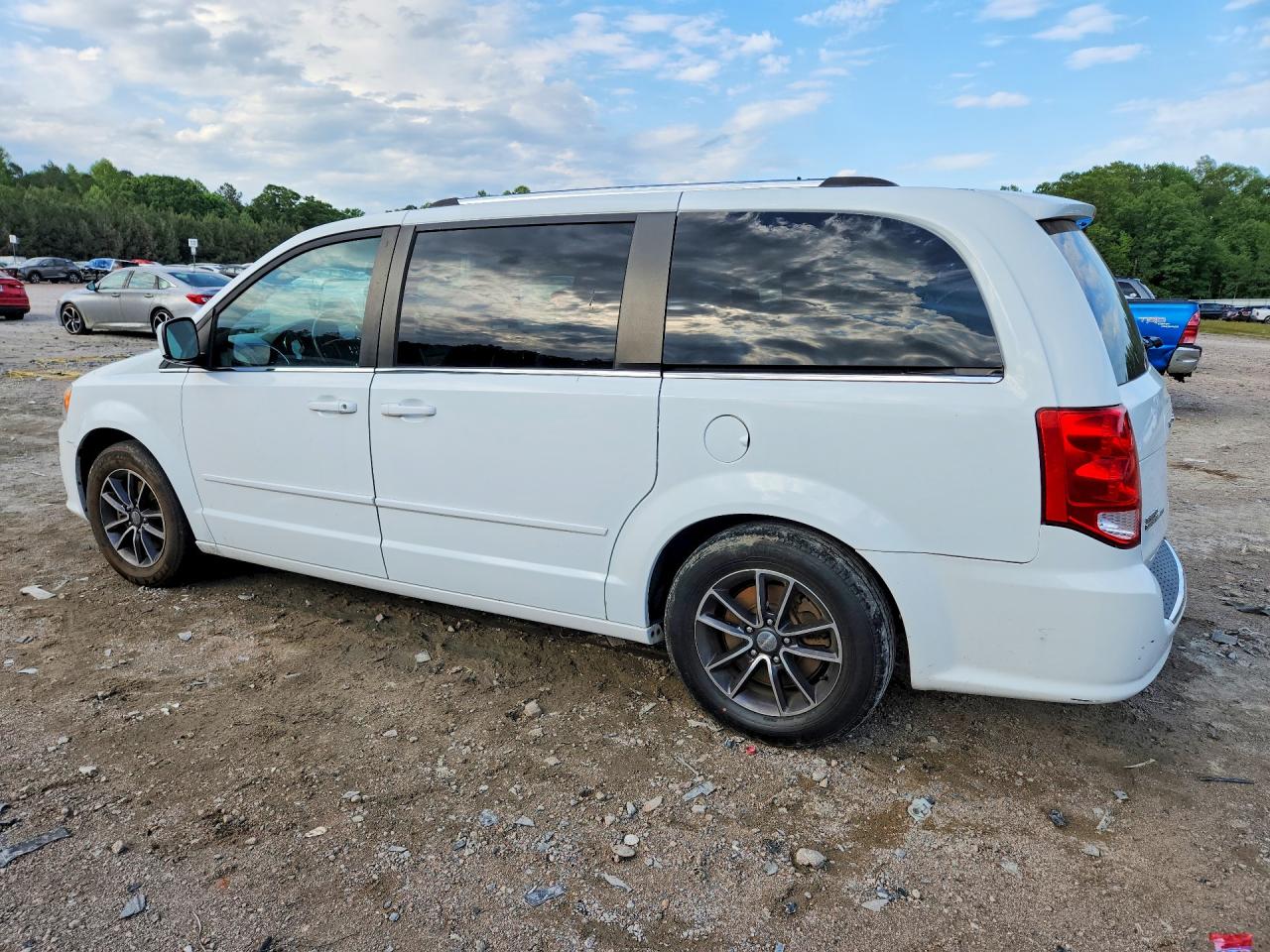 2017 DODGE CARAVAN