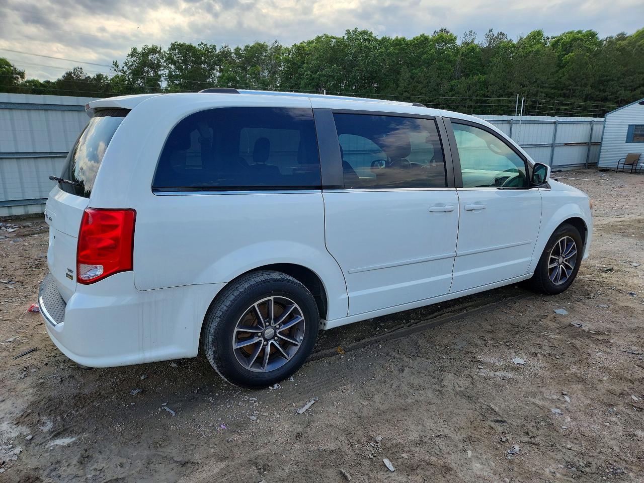 2017 DODGE CARAVAN