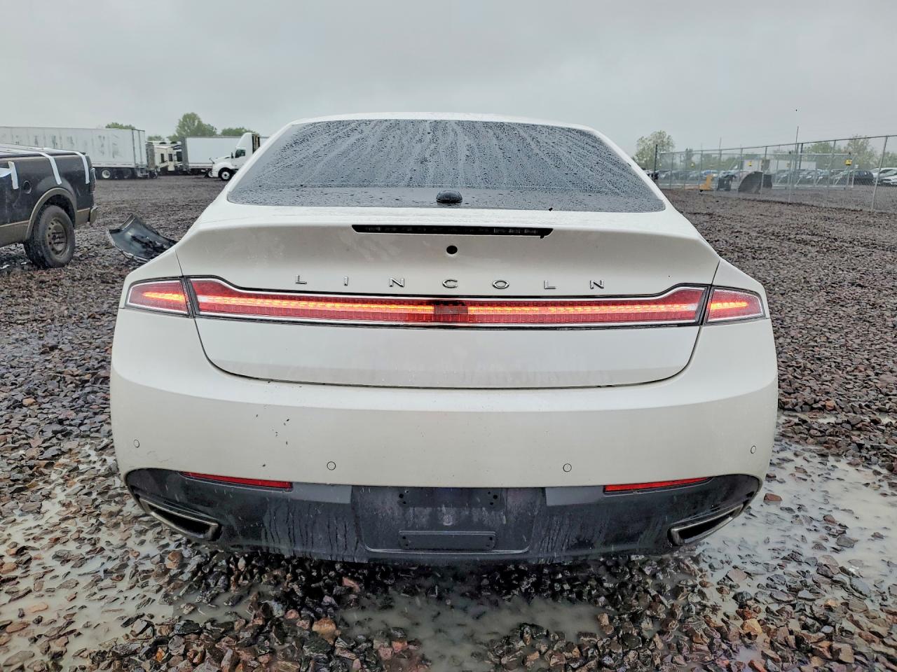 2013 LINCOLN MKZ