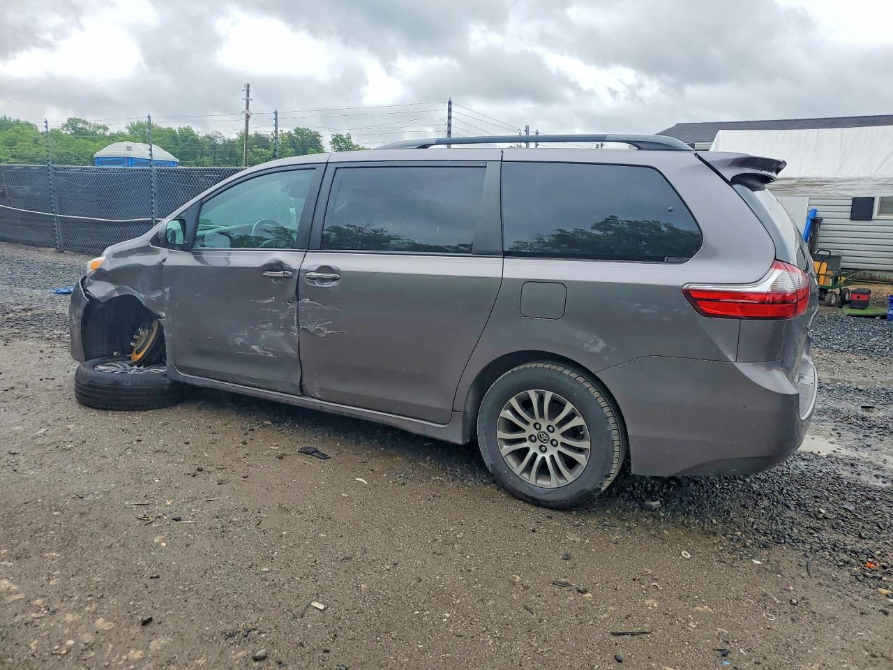 2020 TOYOTA SIENNA